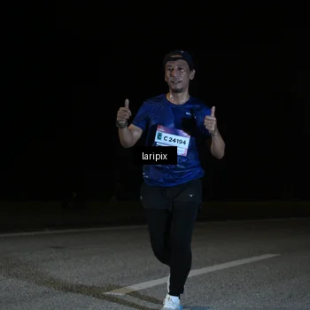 Runner Photo 7588633