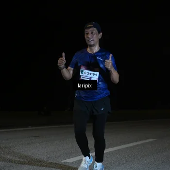 Runner Photo 7588635