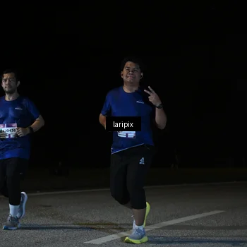 Runner Photo 7588642
