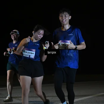 Runner Photo 7588671