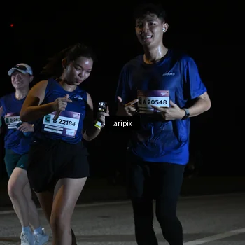 Runner Photo 7588678