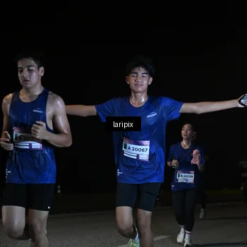 Runner Photo 7588681