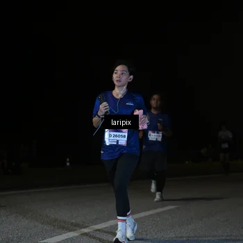Runner Photo 7588692