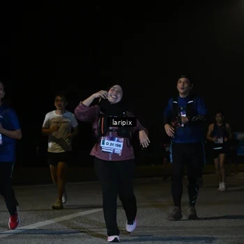 Runner Photo 7588763