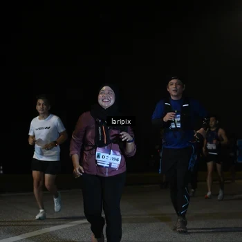 Runner Photo 7588765