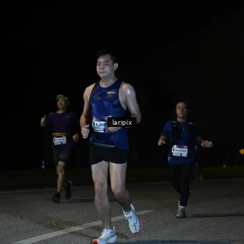 Runner Photo 7588787