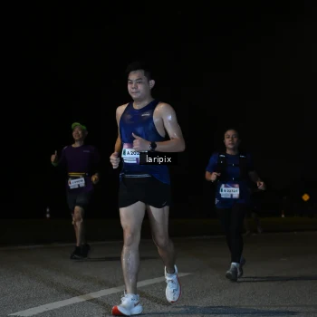 Runner Photo 7588790