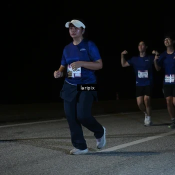 Runner Photo 7588797