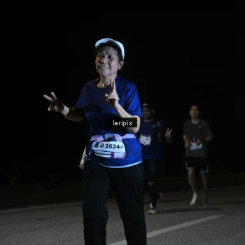 Runner Photo 7588835