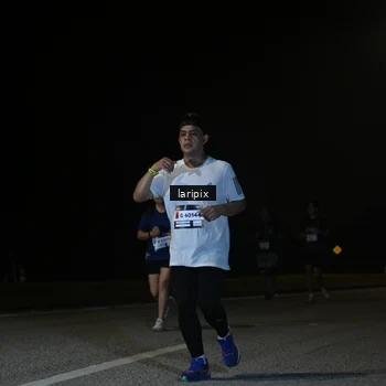 Runner Photo 7588854