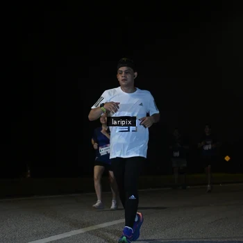 Runner Photo 7588857