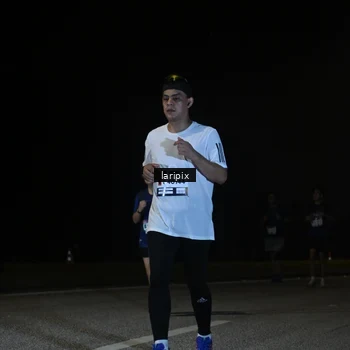 Runner Photo 7588861