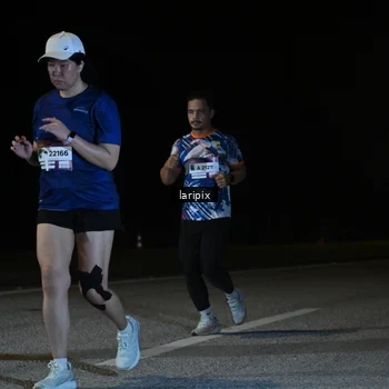 Runner Photo 7588872