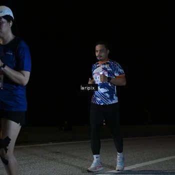 Runner Photo 7588876