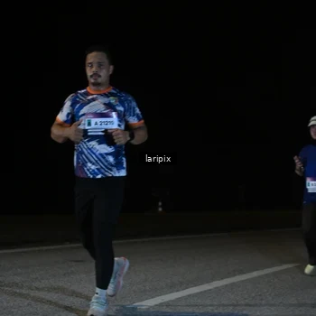 Runner Photo 7588881
