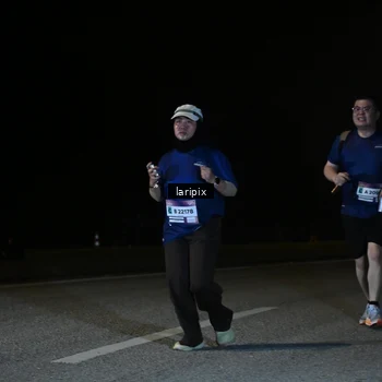 Runner Photo 7588883