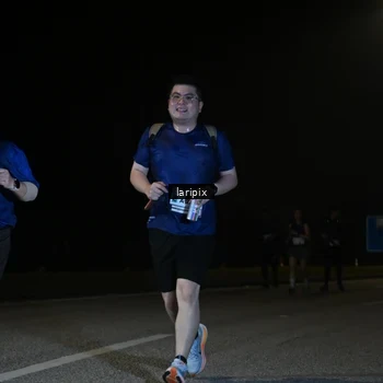 Runner Photo 7588900