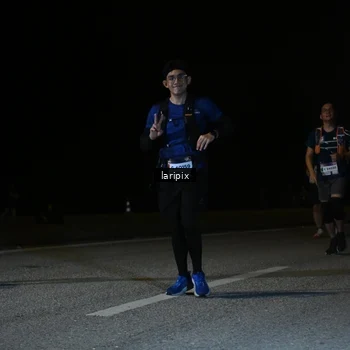 Runner Photo 7588919