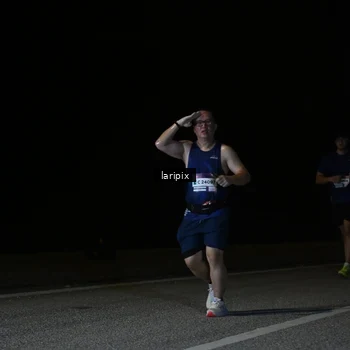 Runner Photo 7588938