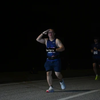 Runner Photo 7588942
