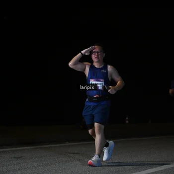 Runner Photo 7588943
