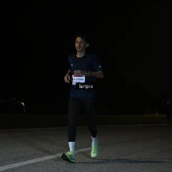 Runner Photo 7588958