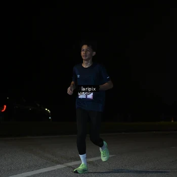 Runner Photo 7588959
