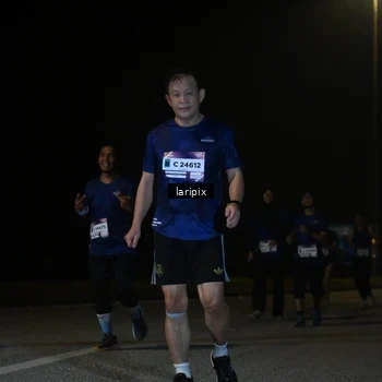 Runner Photo 7588999