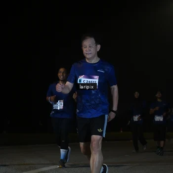 Runner Photo 7589001