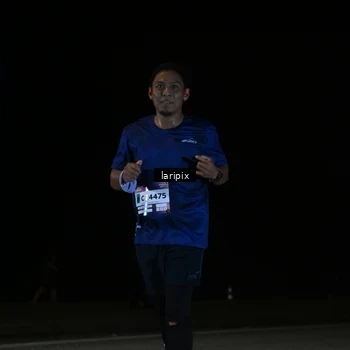 Runner Photo 7589011