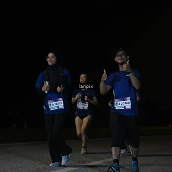 Runner Photo 7589015