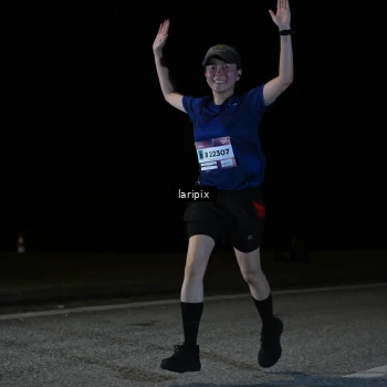 Runner Photo 7589023