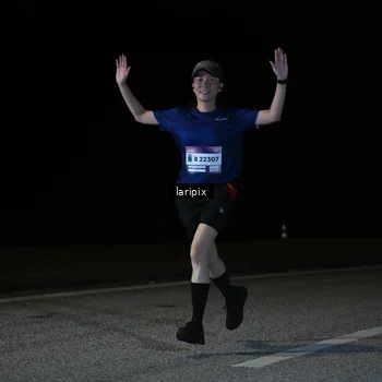 Runner Photo 7589024