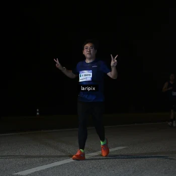 Runner Photo 7589053