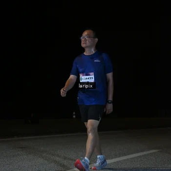 Runner Photo 7589074