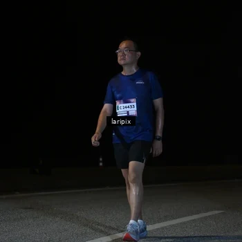 Runner Photo 7589075