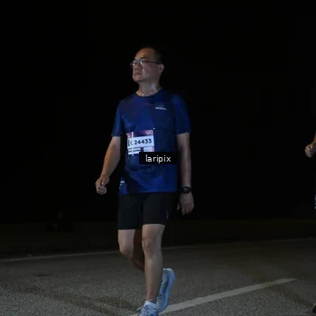 Runner Photo 7589076