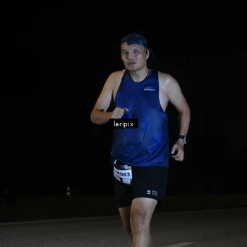 Runner Photo 7589082