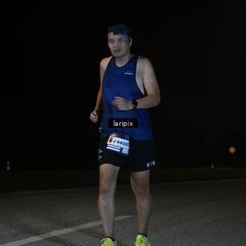 Runner Photo 7589085