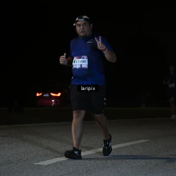 Runner Photo 7589088
