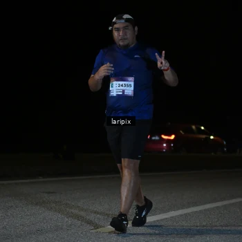 Runner Photo 7589092