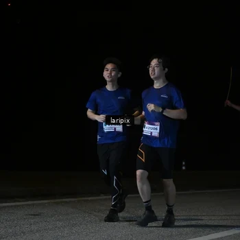 Runner Photo 7589116