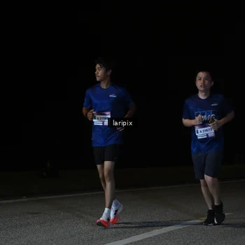 Runner Photo 7589144