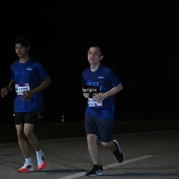 Runner Photo 7589149