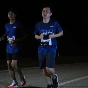 Runner Photo 7589150