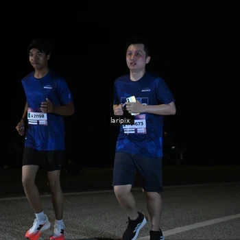 Runner Photo 7589151