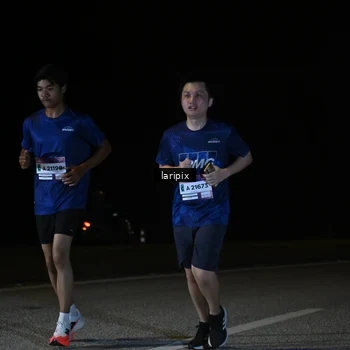 Runner Photo 7589153