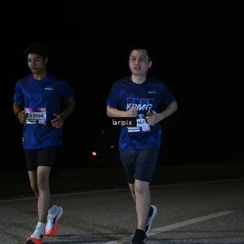 Runner Photo 7589155