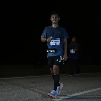 Runner Photo 7589156