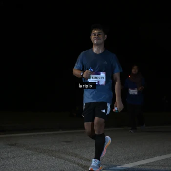 Runner Photo 7589157